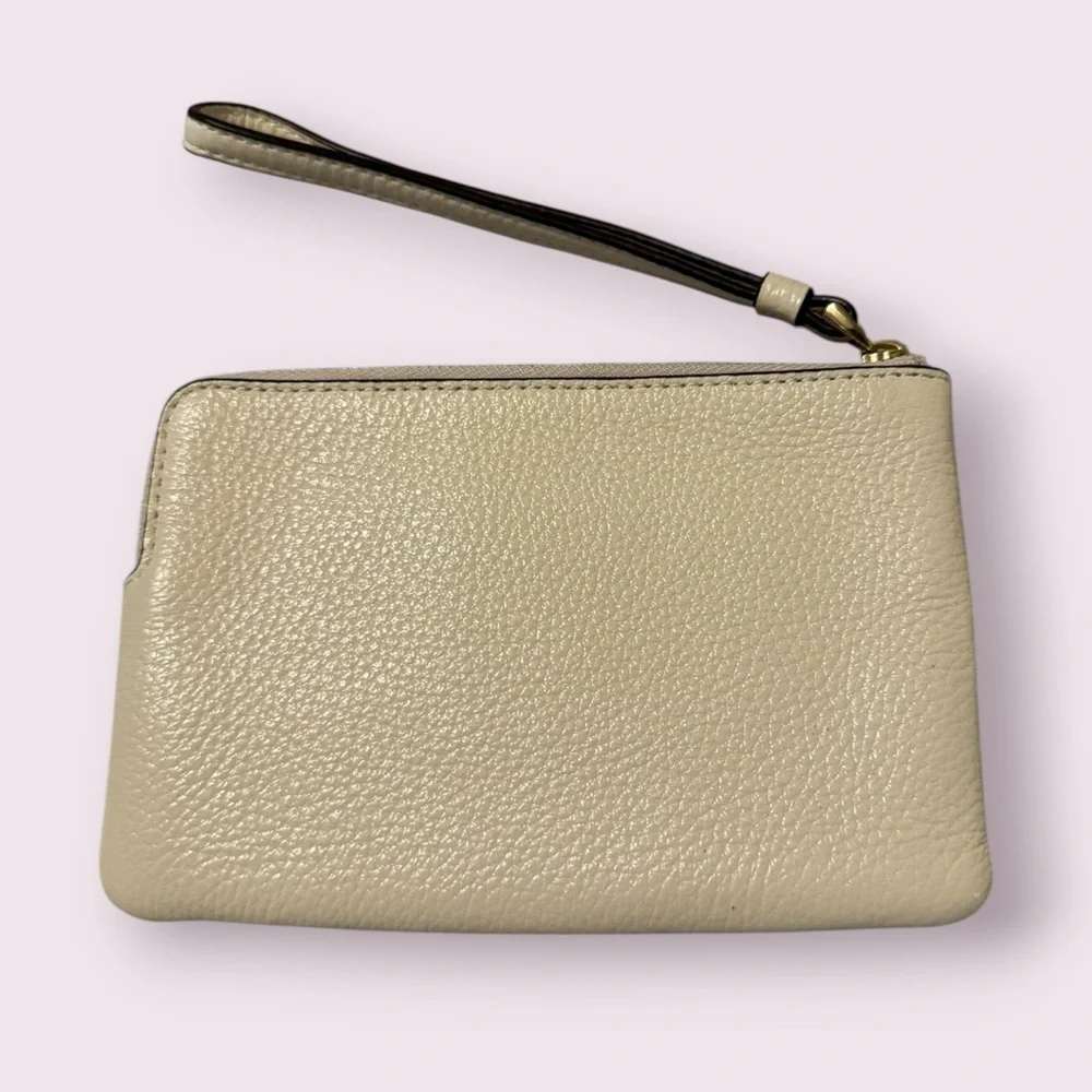 Coach Pebbled Leather Wristlet Zip Pouch Cream Gold Hardware - Picture 3 of 8
